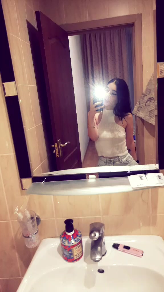 @Дана🦂