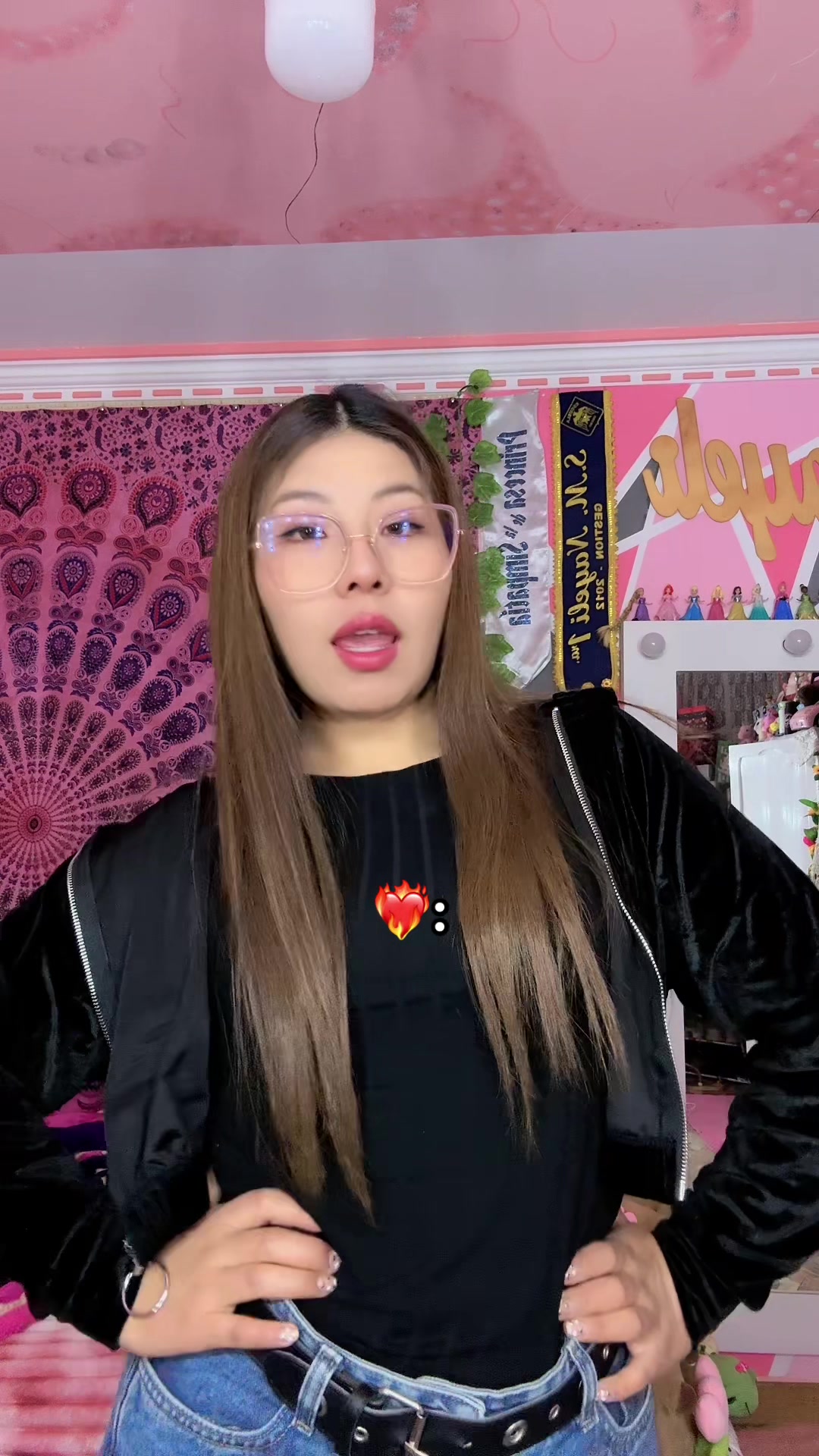@𝑵𝒂𝒚𝒆𝒍𝒊