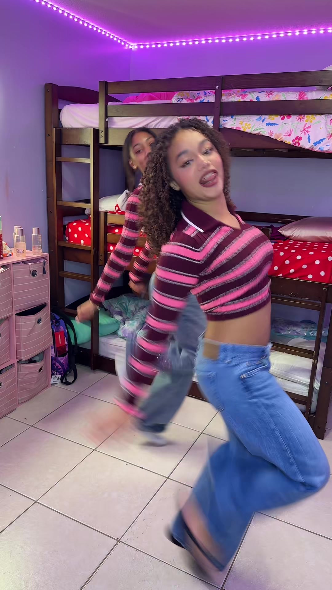 @DemDaddysGirls4