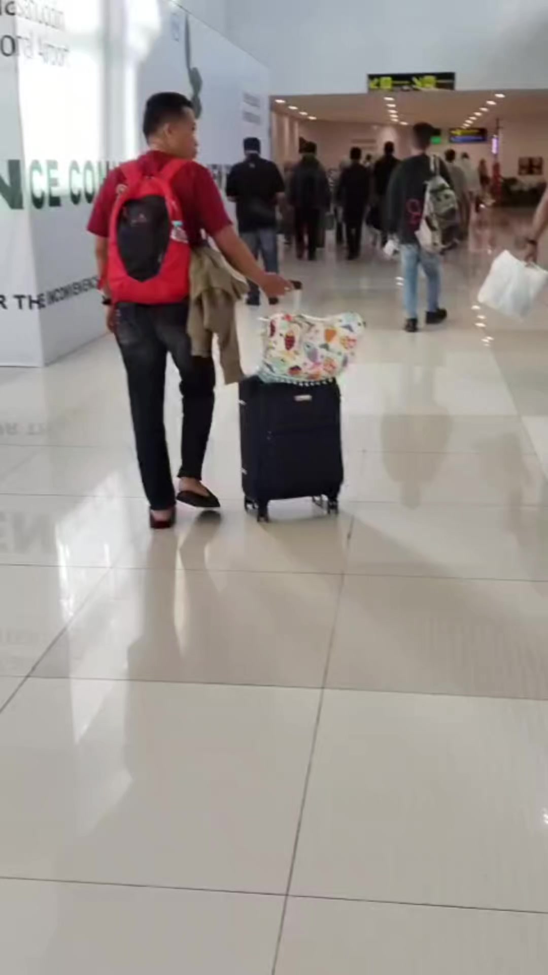 @𝗬𝘂𝘀𝘂𝗳 𝗟𝗮𝘁𝗶𝗲𝗳