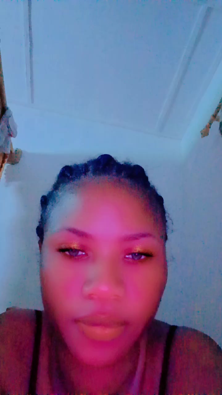 @suzan_oforiwaa