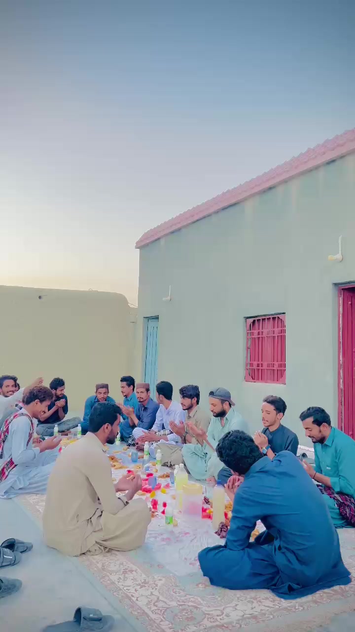 @𝗦𝗝 &hearts;︎_&hearts;︎ شاہو 🔥