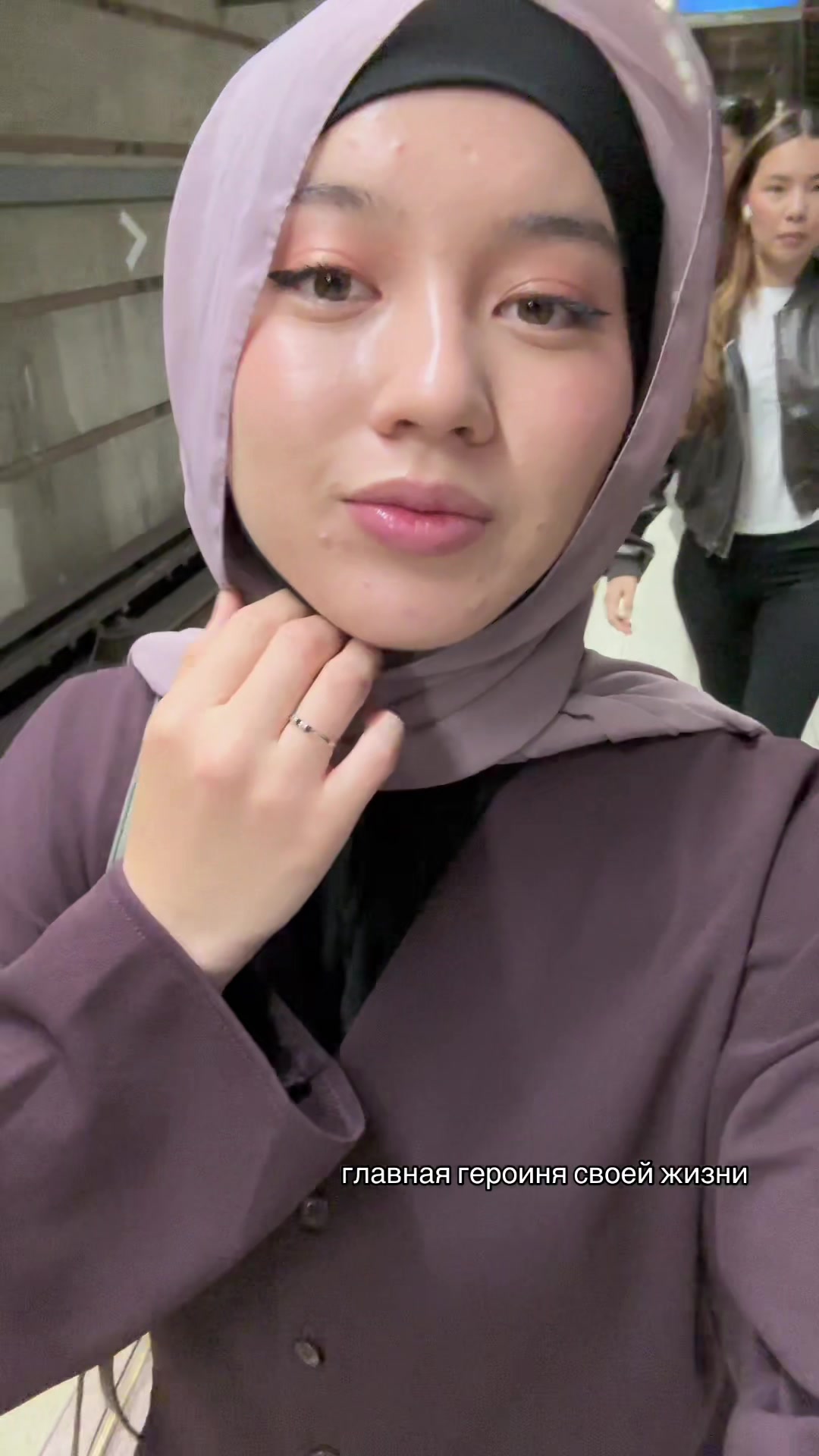 @AKNUR