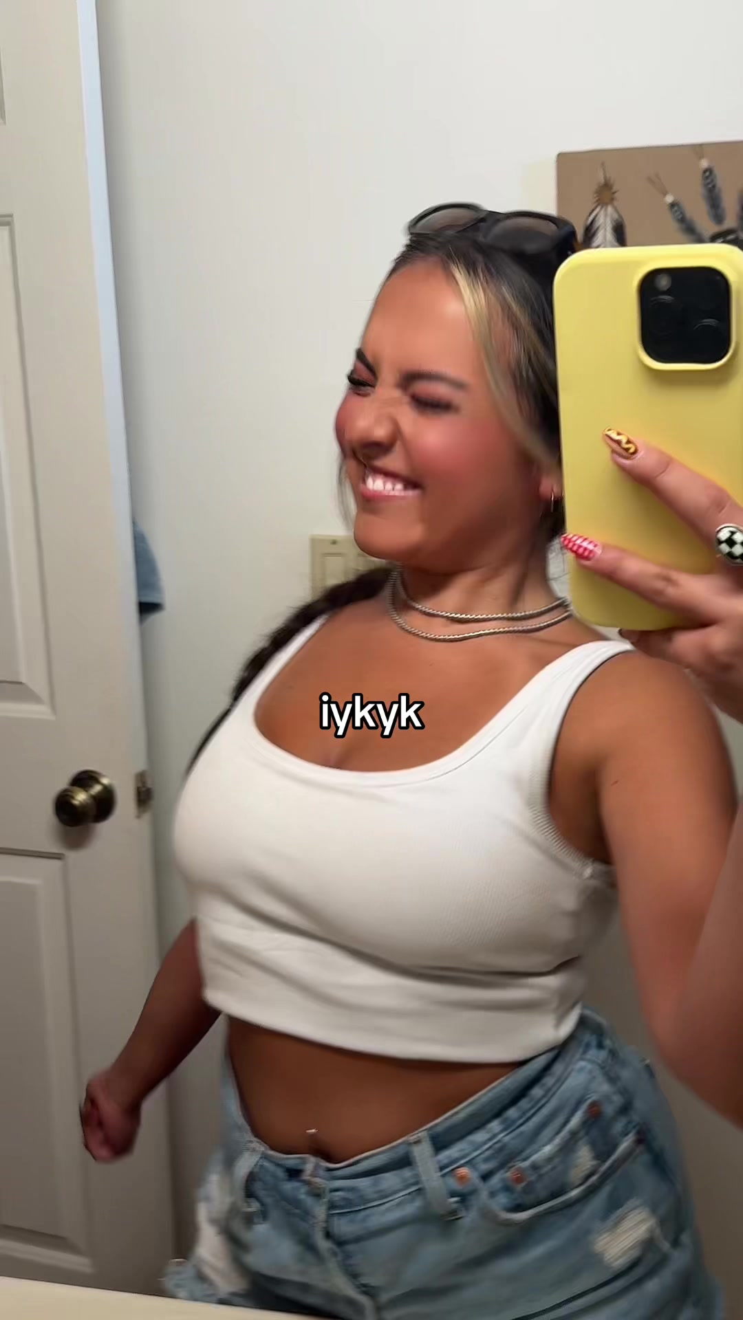 @pikivids_