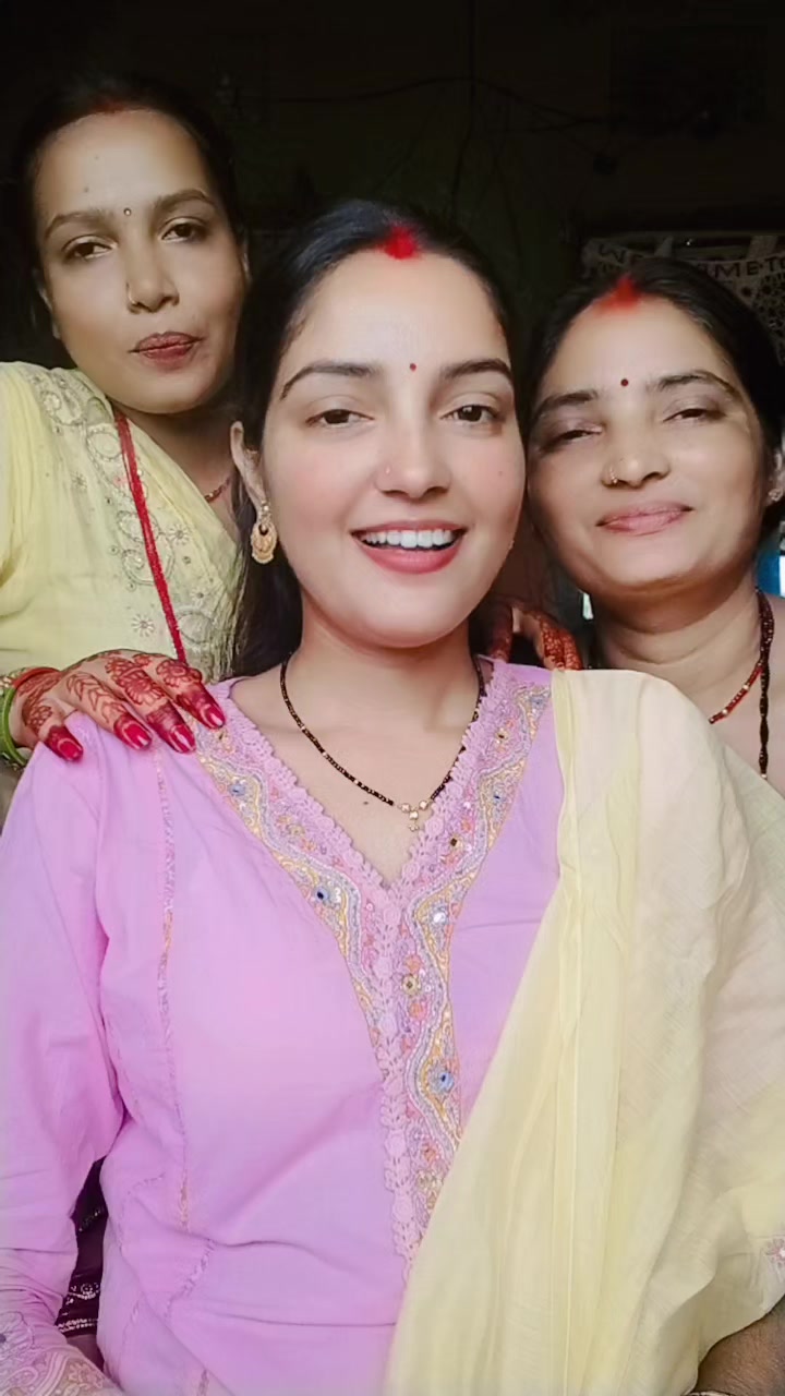 @🦋⃟⃟⃟⃟ Seema Singh ✨🦋