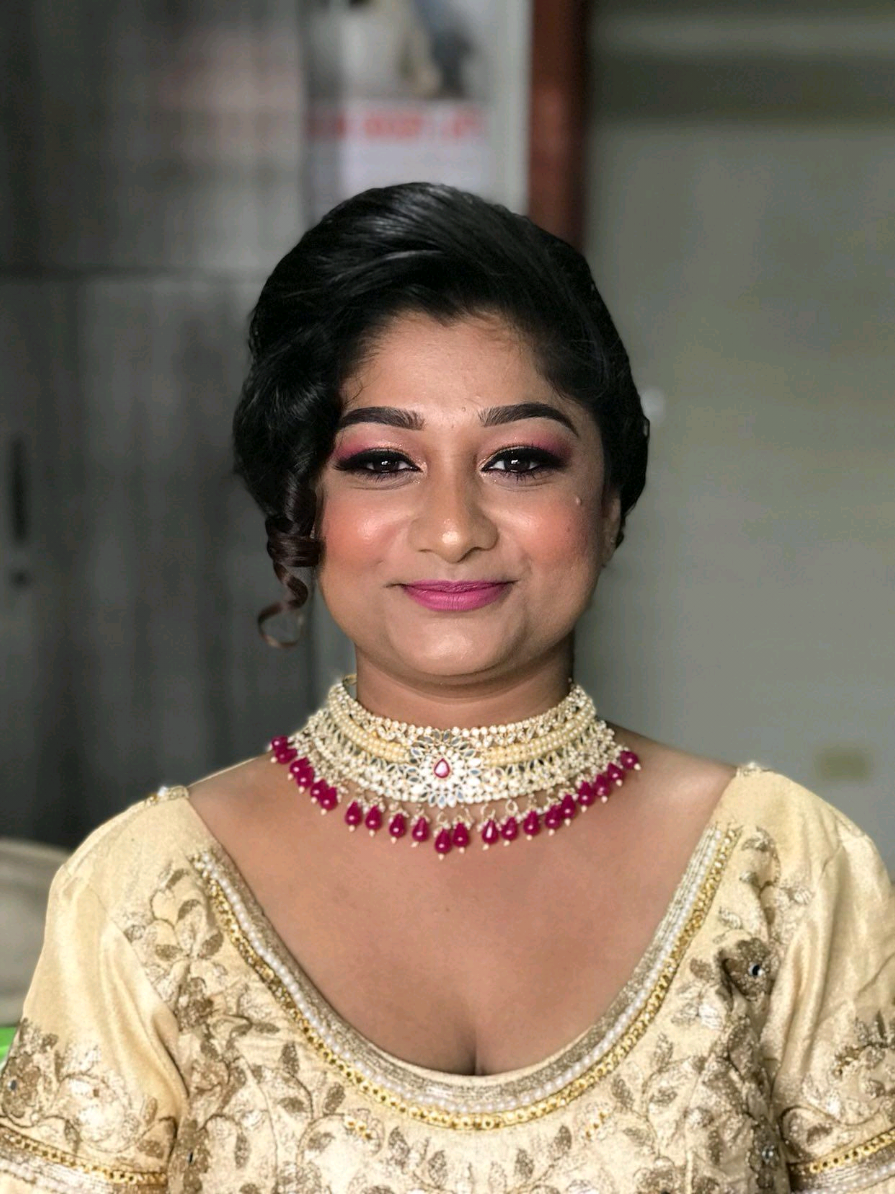 @Oveshni.M Makeup Artist
