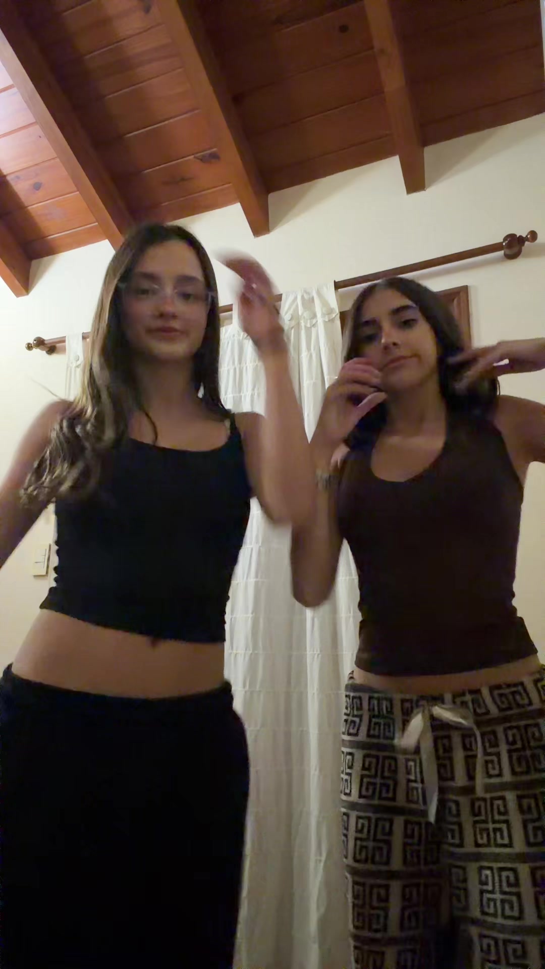 @vichinii.