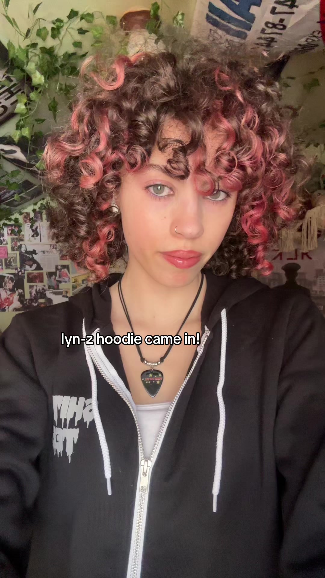 @megan🦄