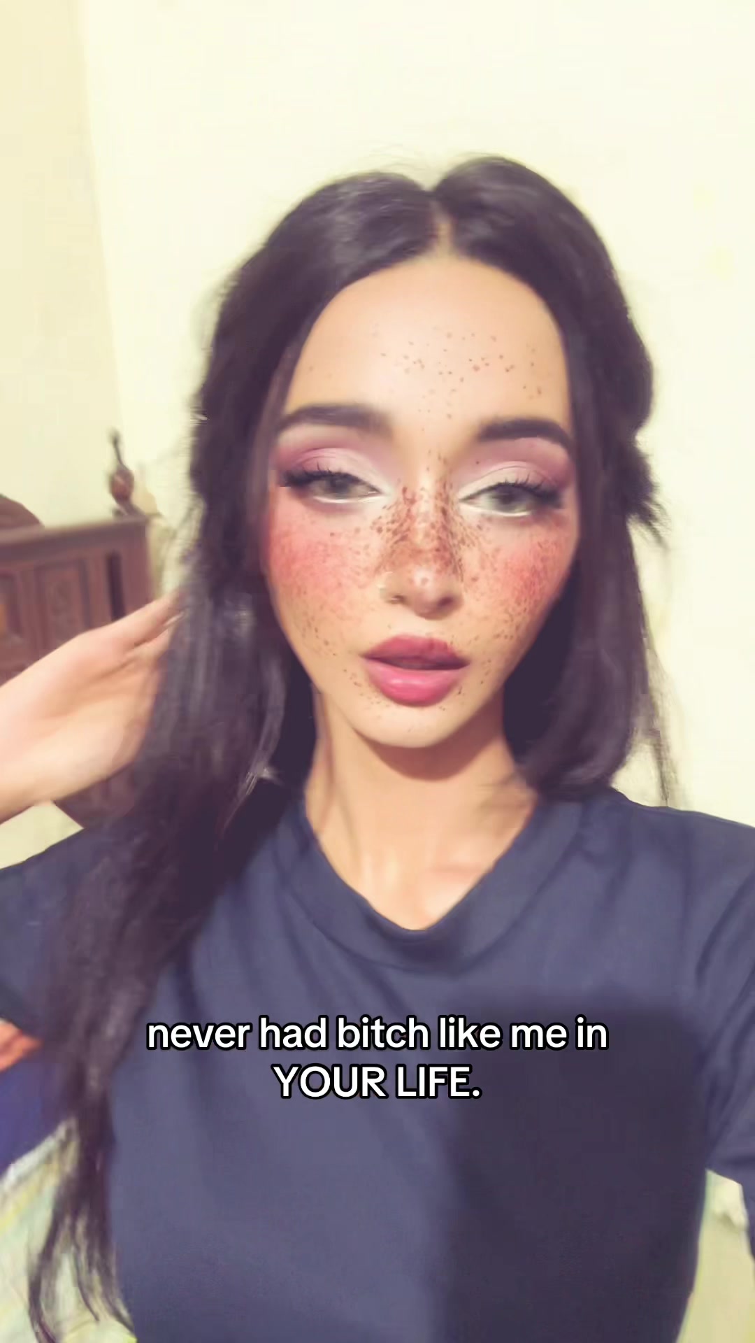 @ayeshaazhar_official