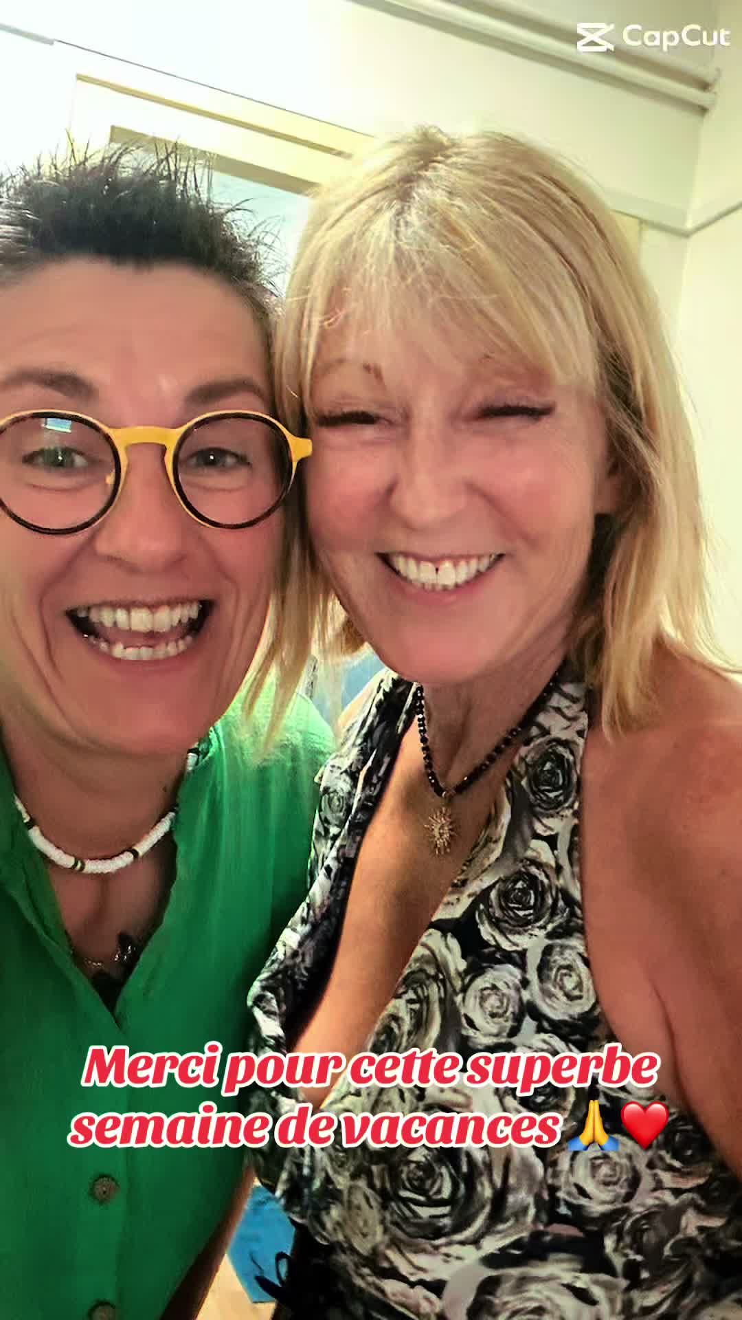 @Sandrine 85🦋💫❤️🏳️&zwj;🌈