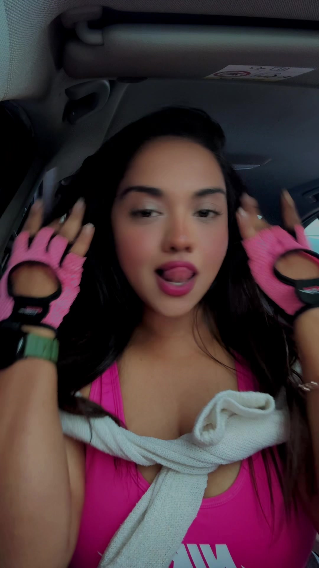 @Shania Singh