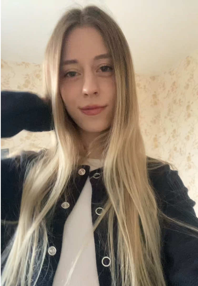 @анастасия