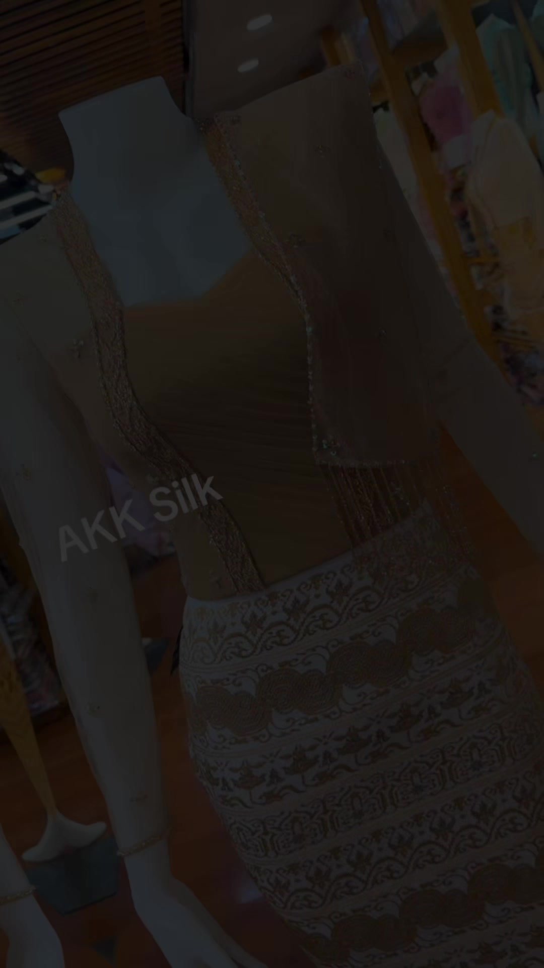 @Akk Silk (official account)
