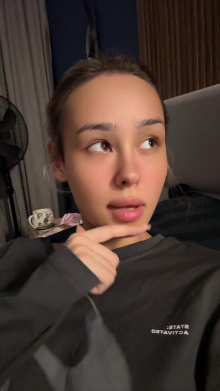 @Алёнка🦋