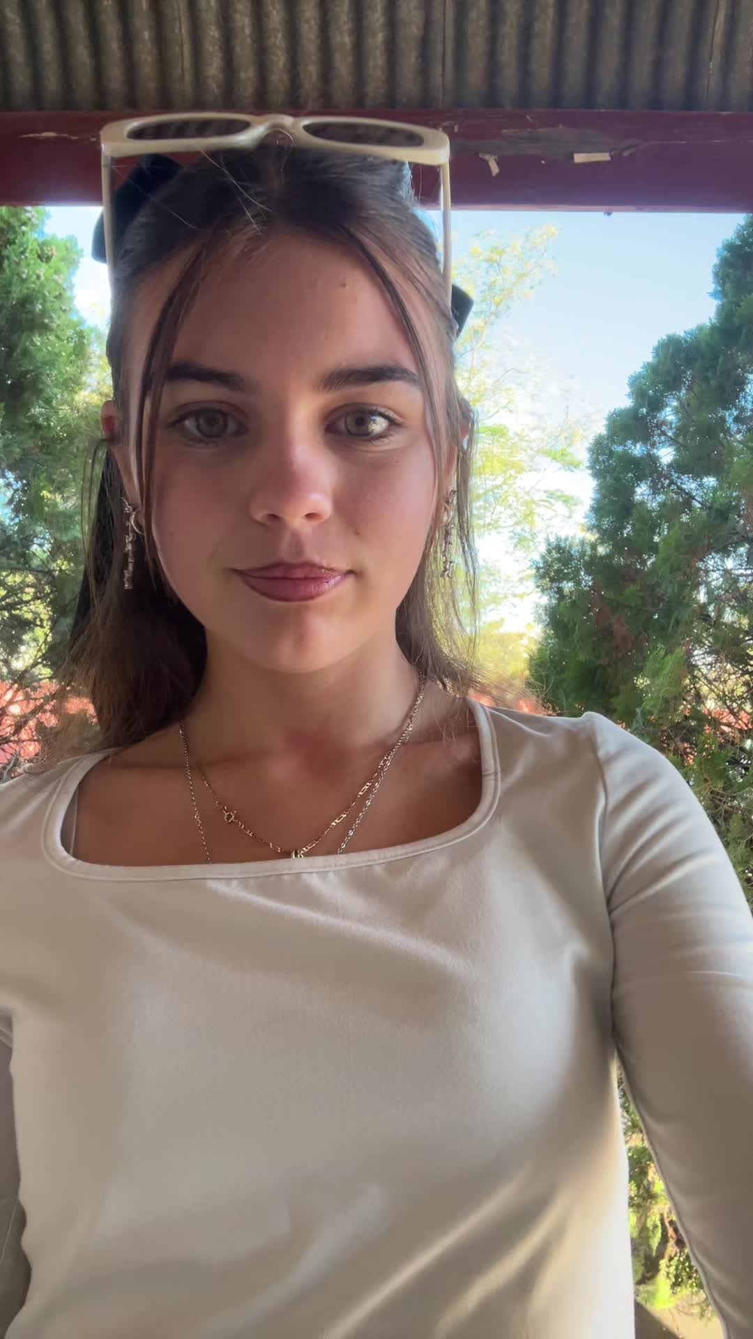 @lillyhurrell