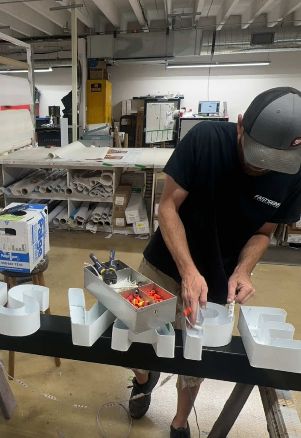 @SignMeister