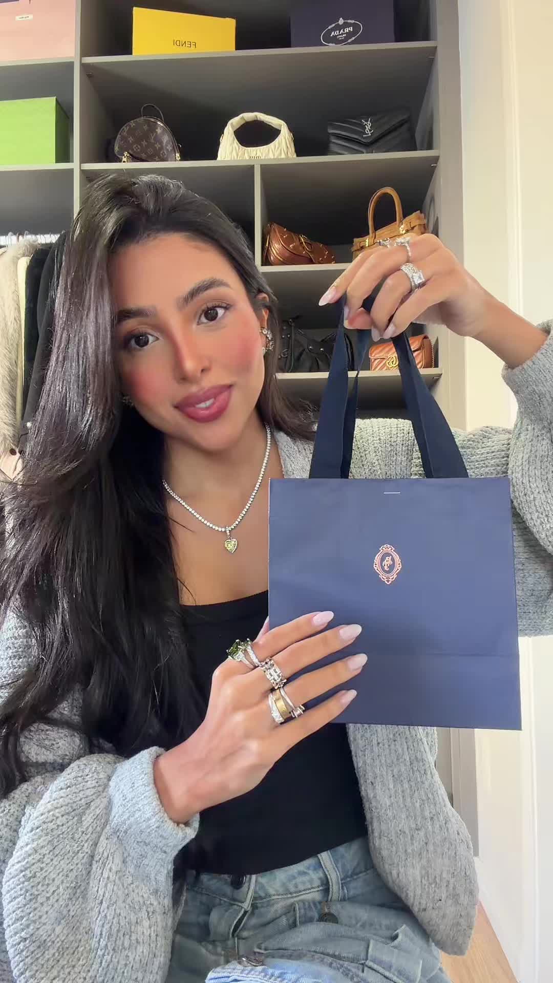 @Julia Mariano