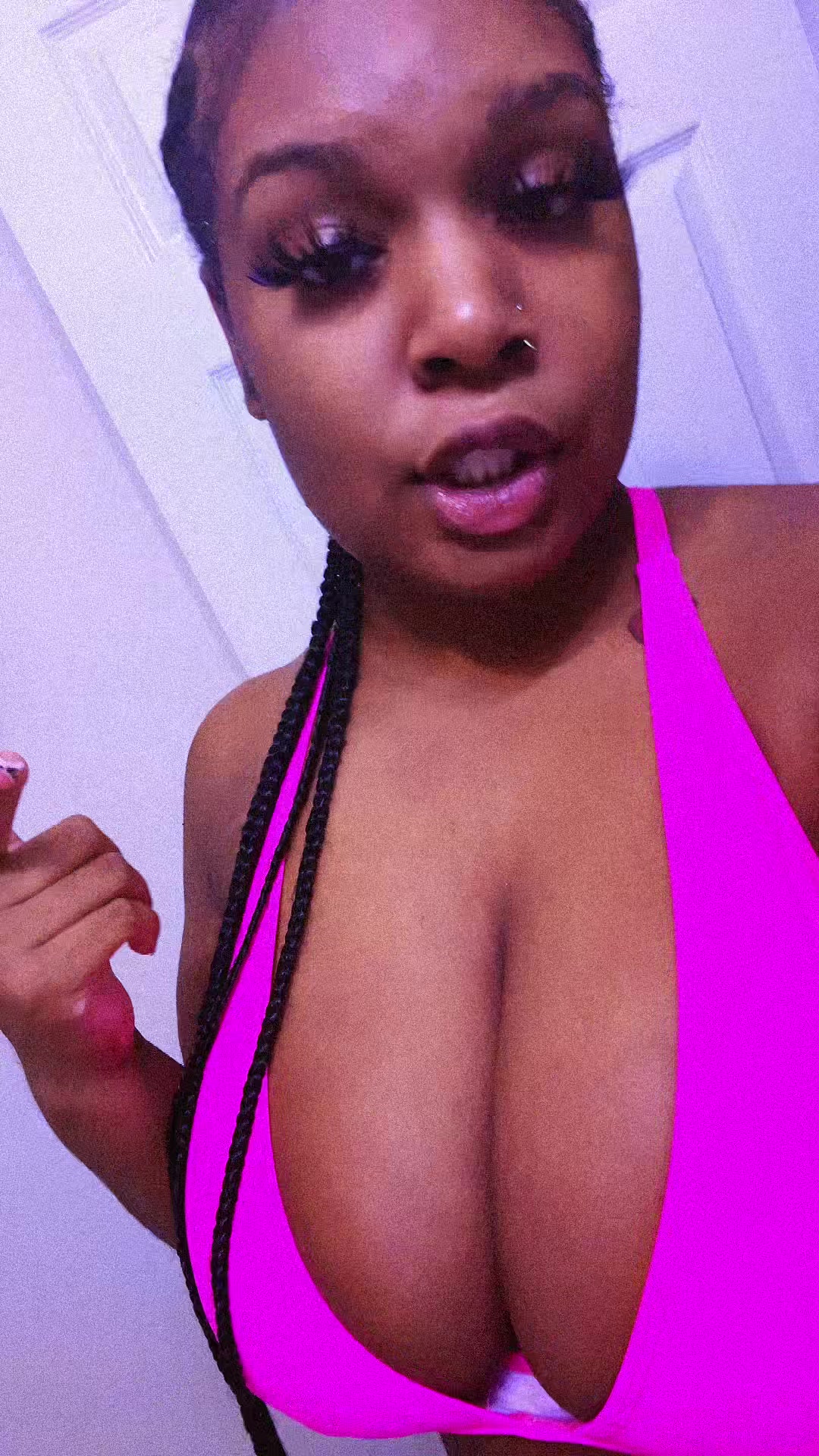 @Prettylil_ayanna15