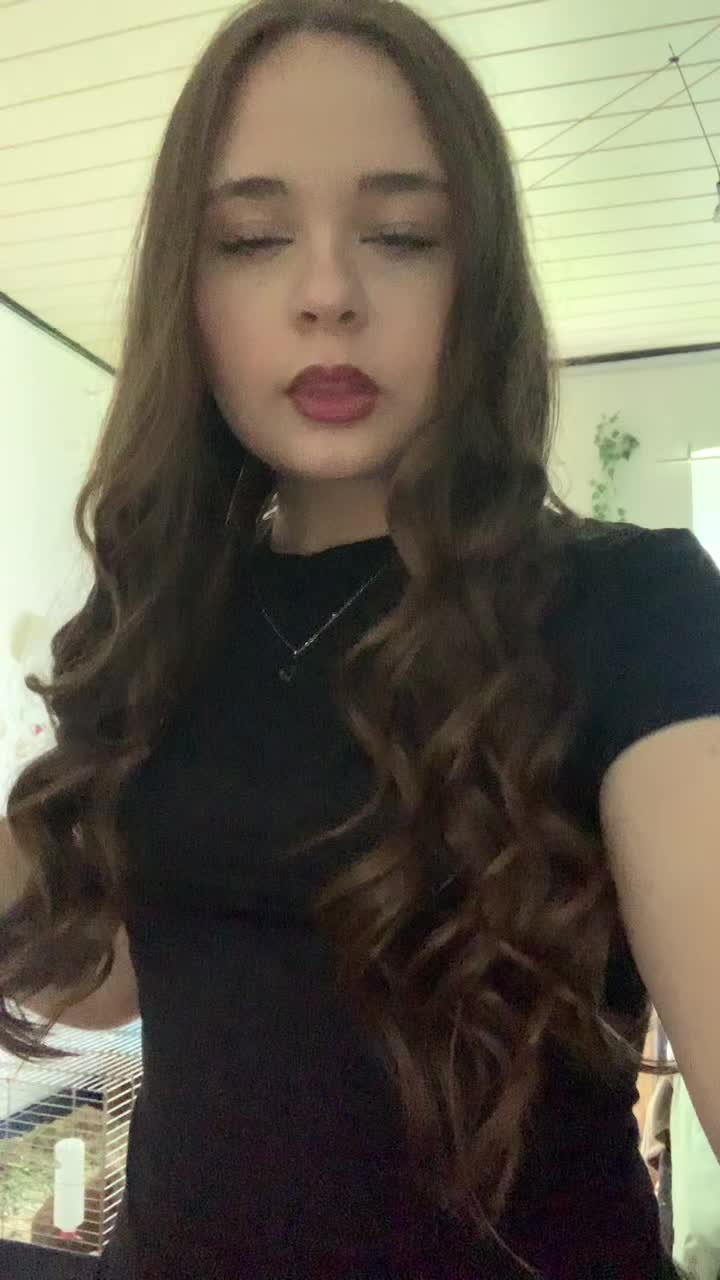 @Lara_Spamacc