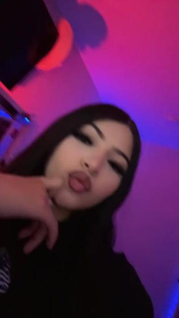 @♛