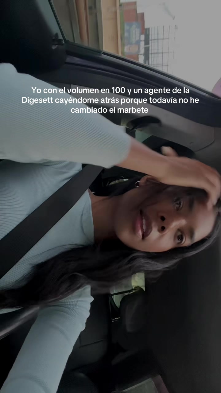 @AngieMontero__