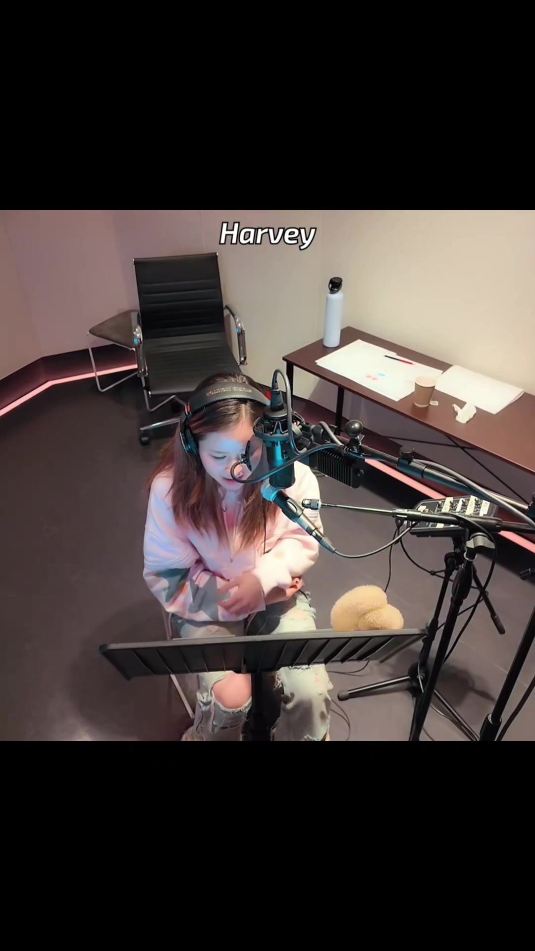 @Amy Harvey solos the k-verse