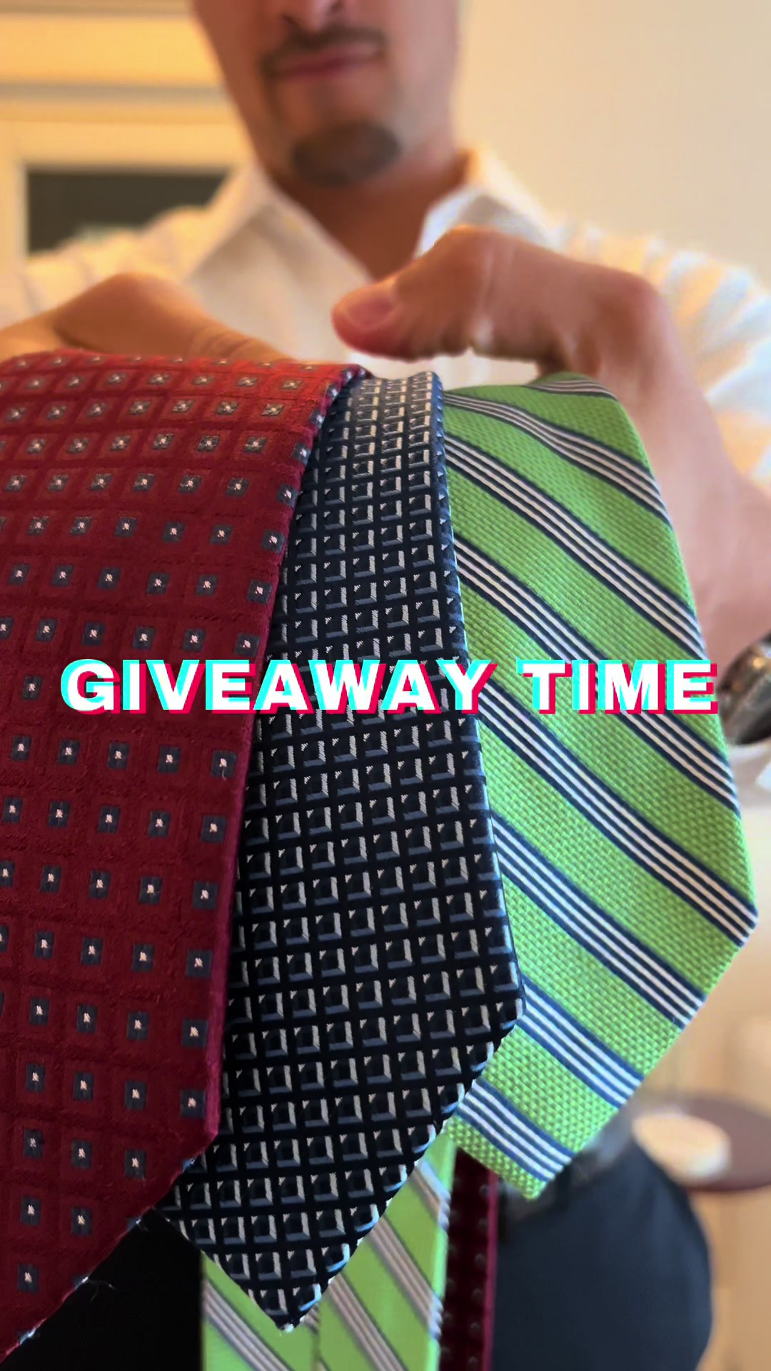 @NineToSuit