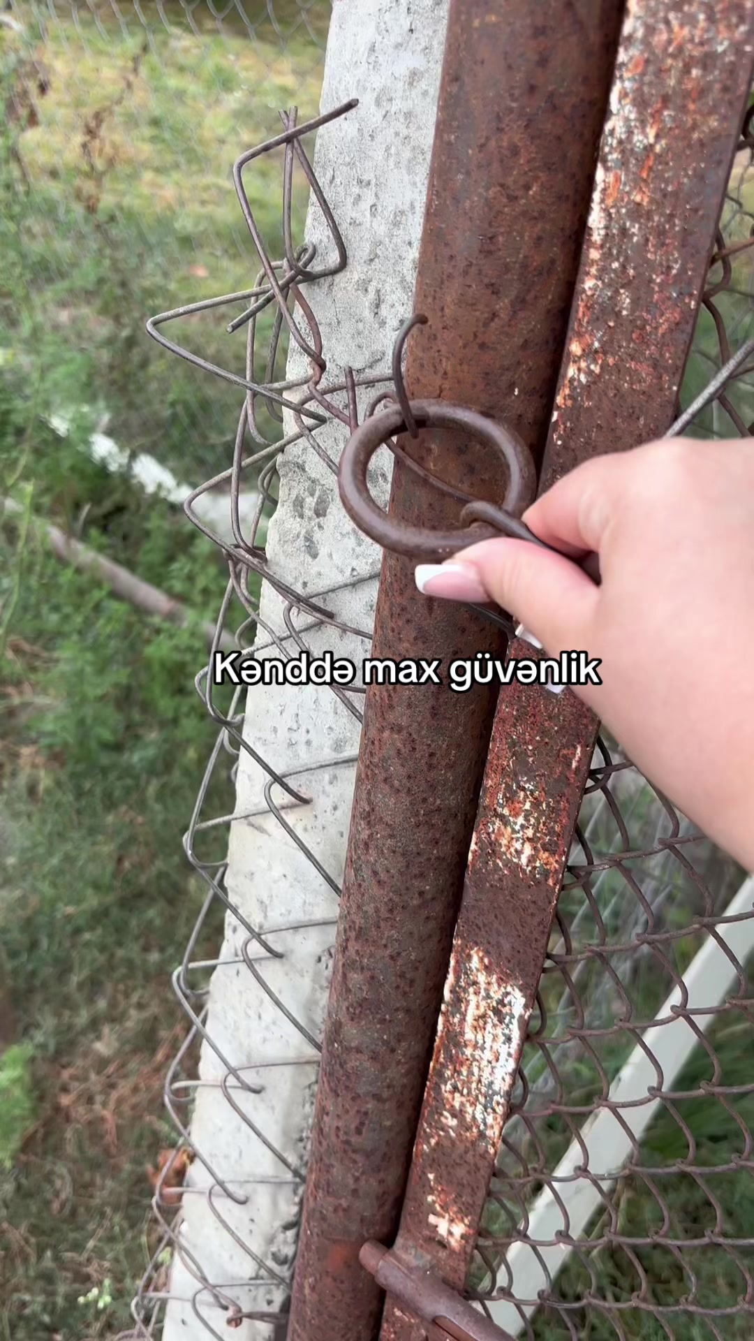 @…