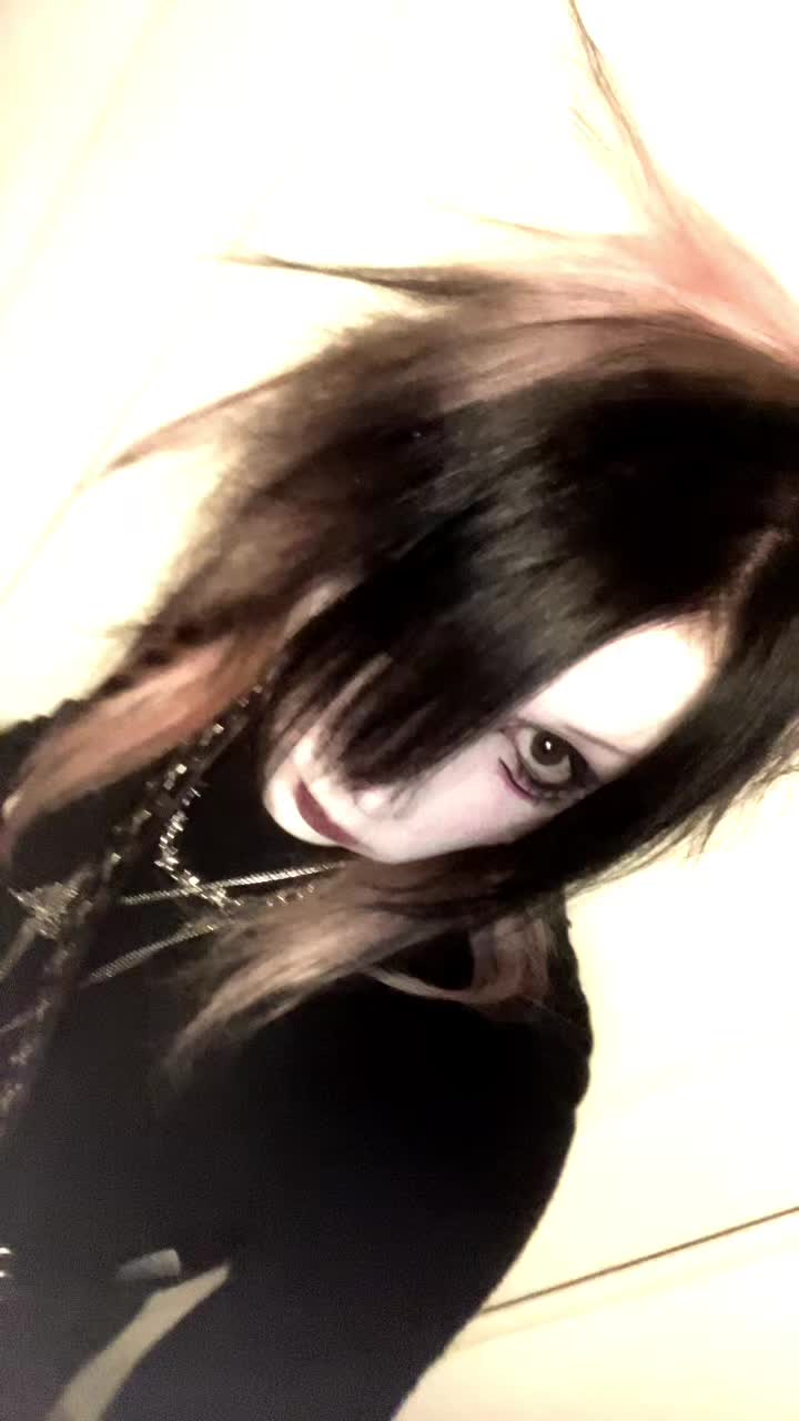 @✩♪•ʙᴏᴏɢɪᴇ's ʙᴀʟʟ ᴛɪᴄᴋʟᴇʀ•✩𐂂