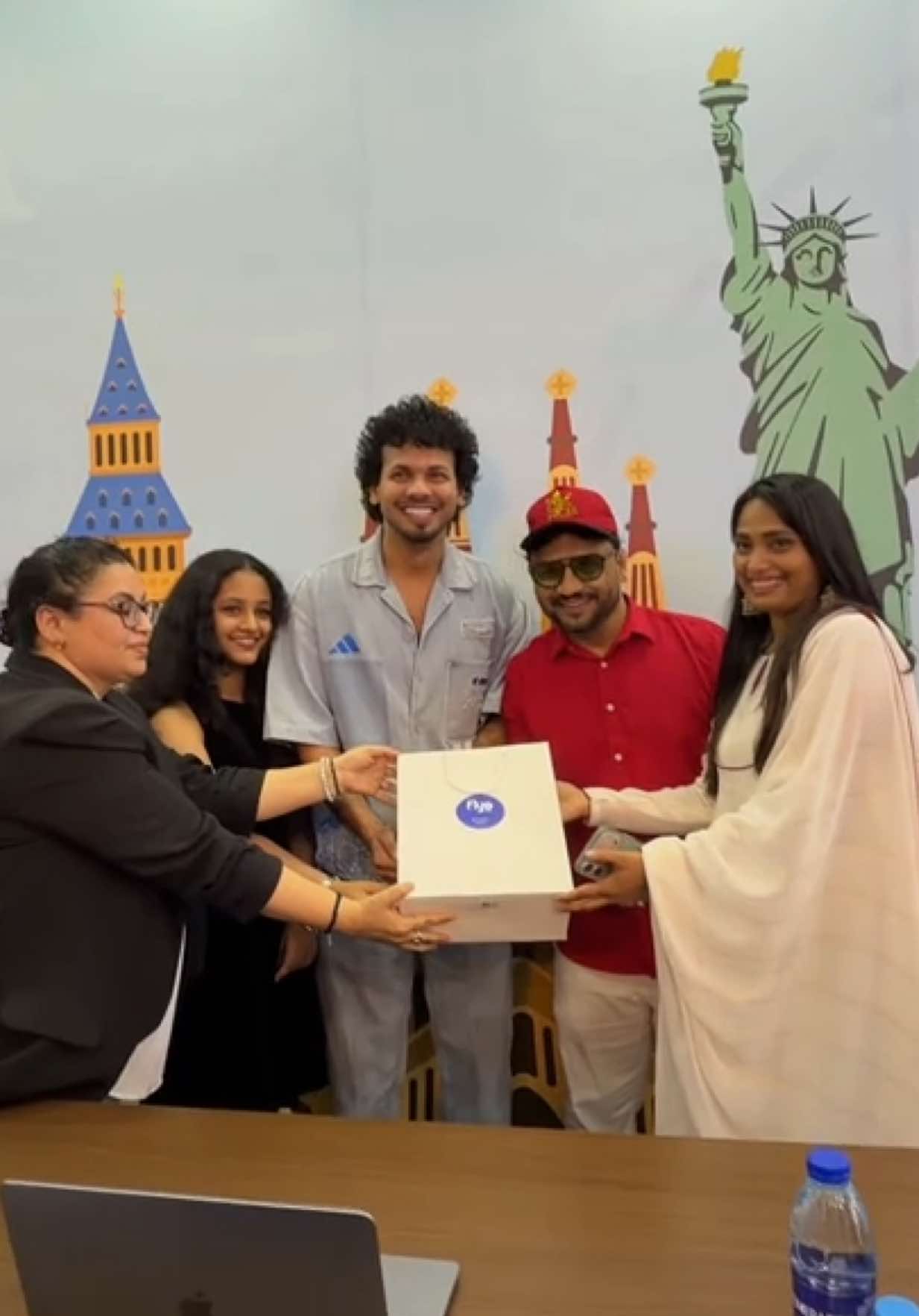 @Flames🔥