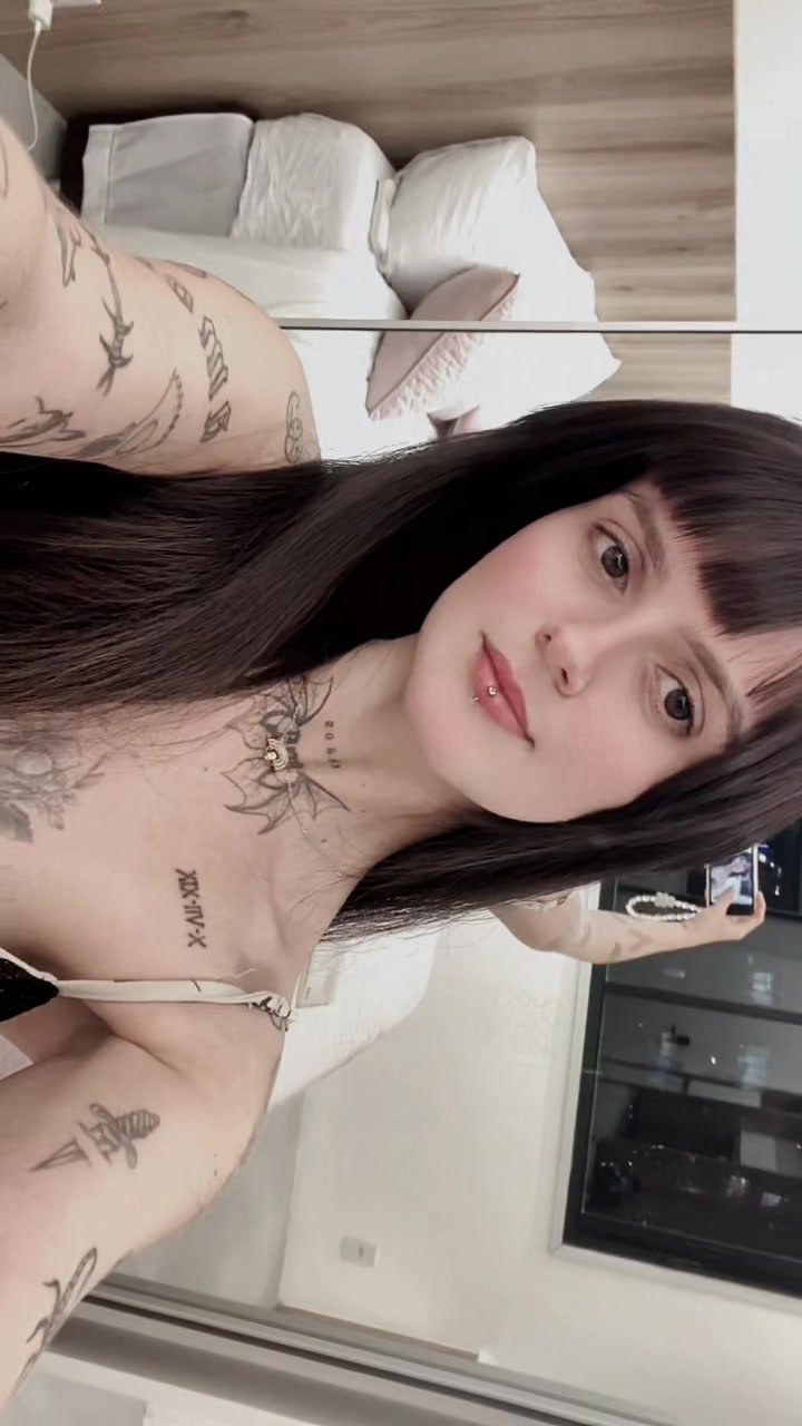 @AmandaCelante.com