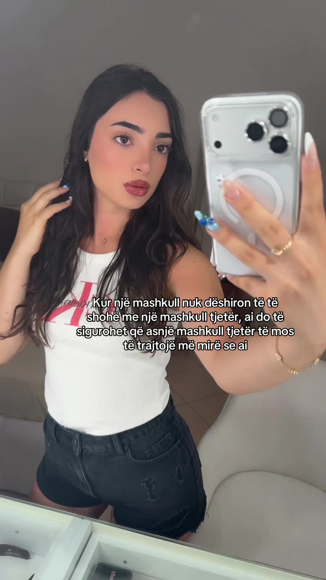 @uesla🤎