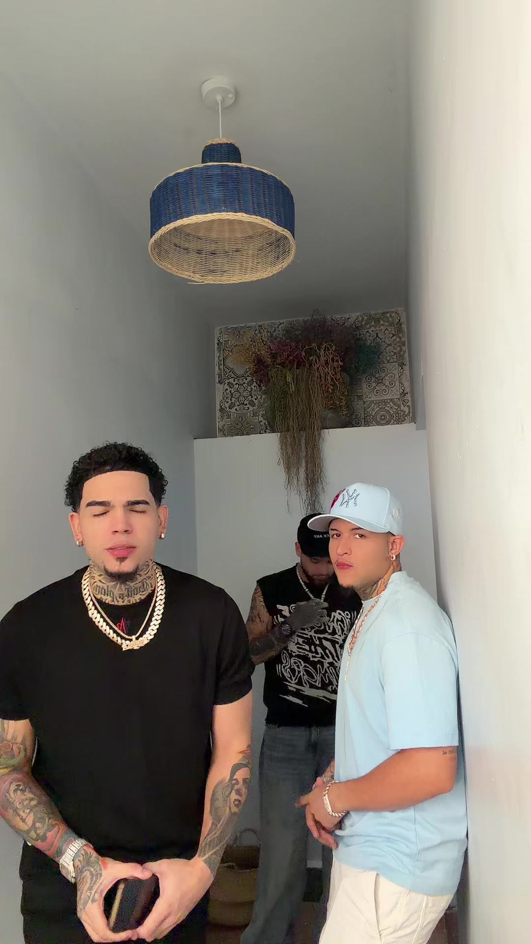 @JeyOne