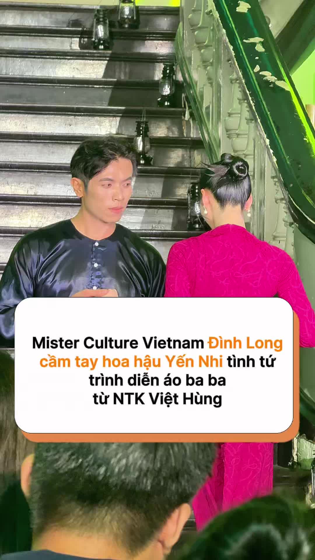 @H&oacute;ng Showbiz Việt