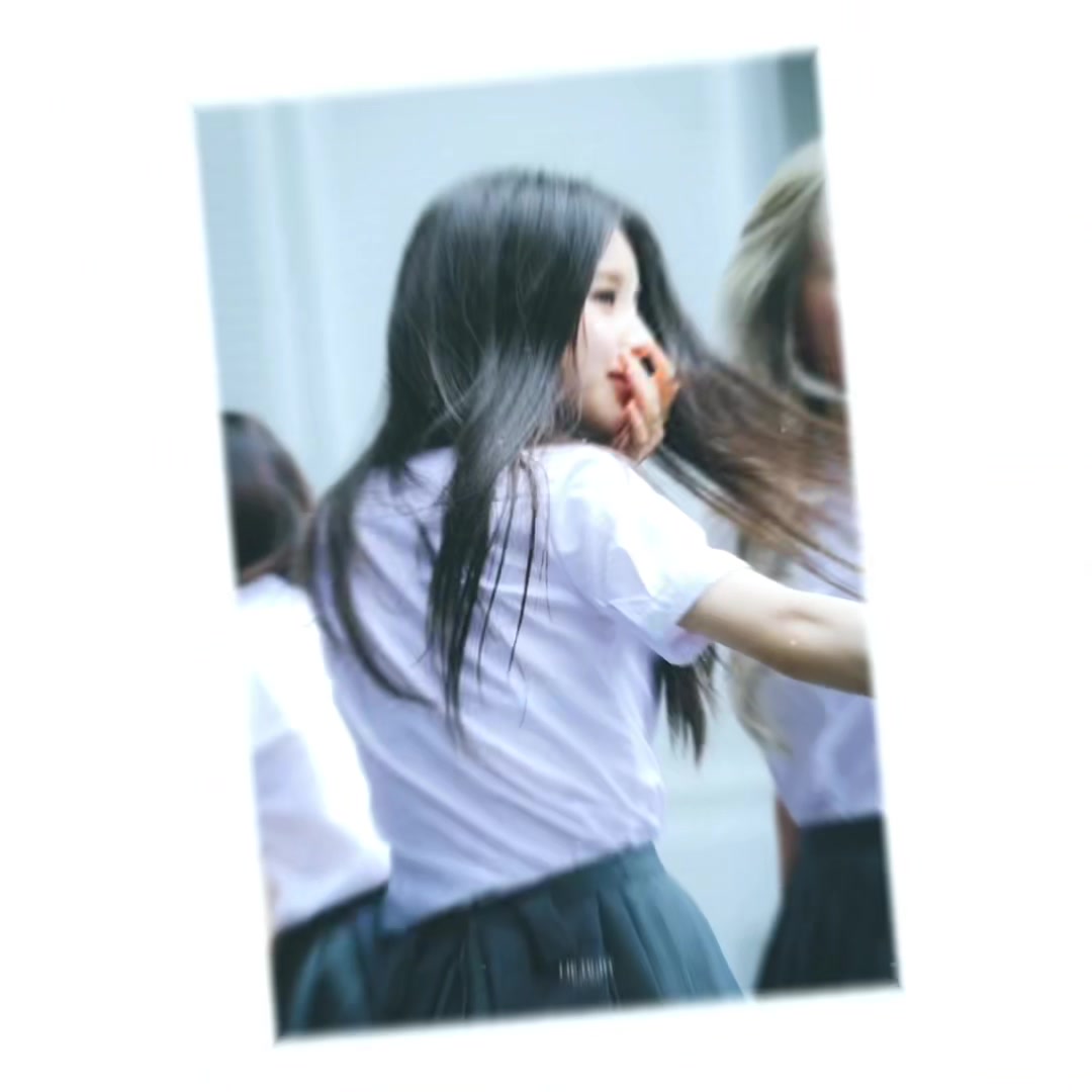 @riri &sup1;&sup2; &hearts;︎ / SAW YVES 5/17
