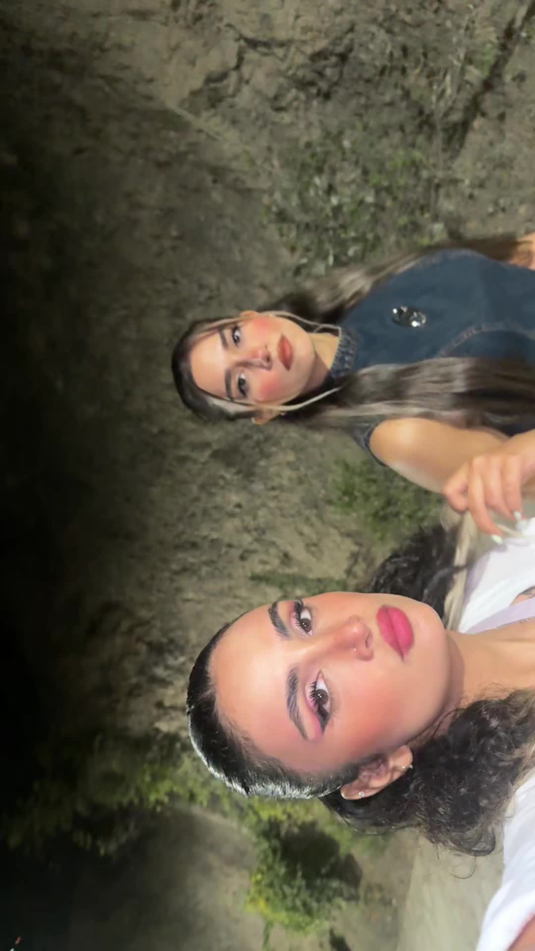 @maniya