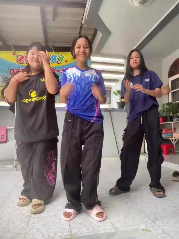 @ตัดผมดีกว่าไปตัดใจใคร