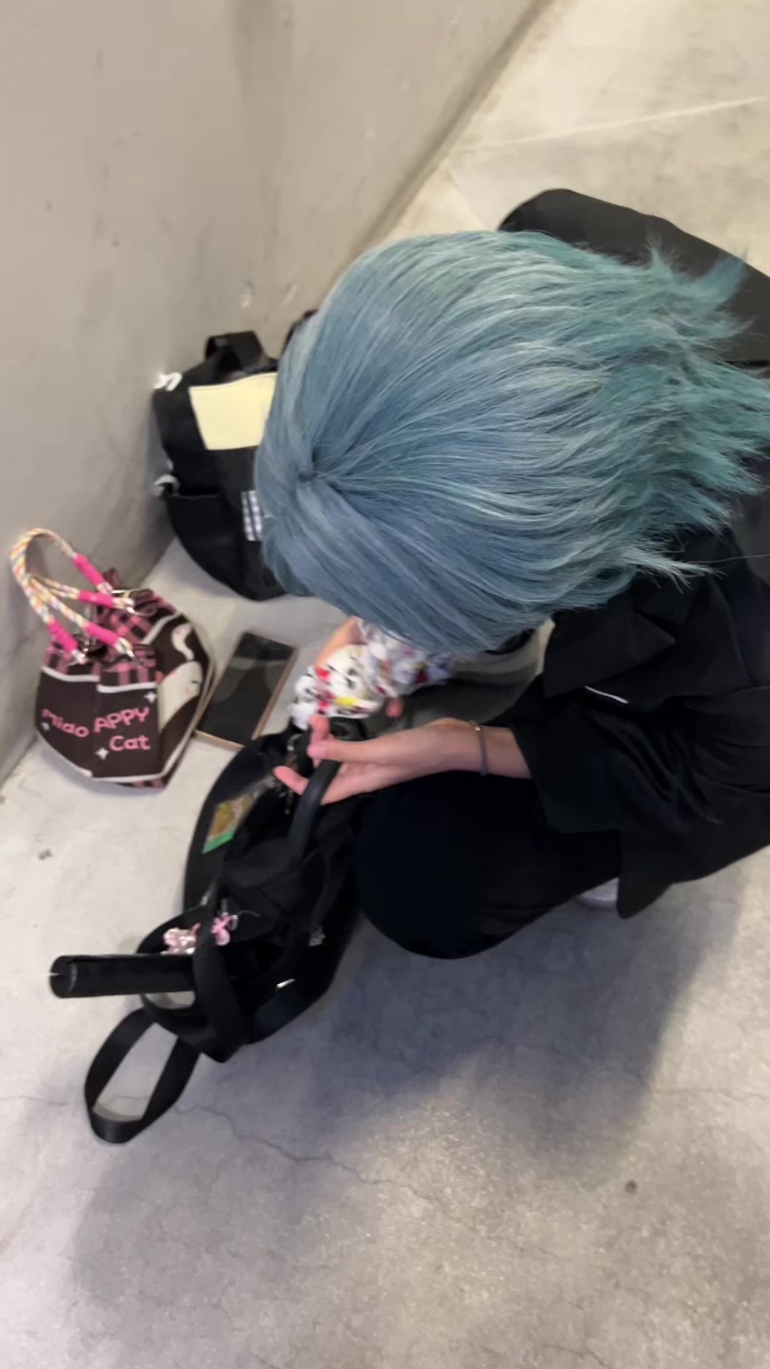 @緯如