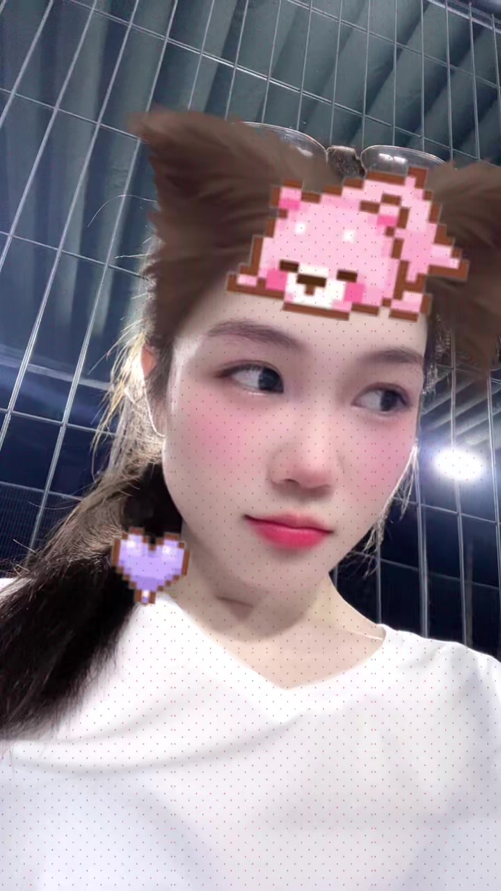 @Lấy được chồng thì đổi tên 🌚