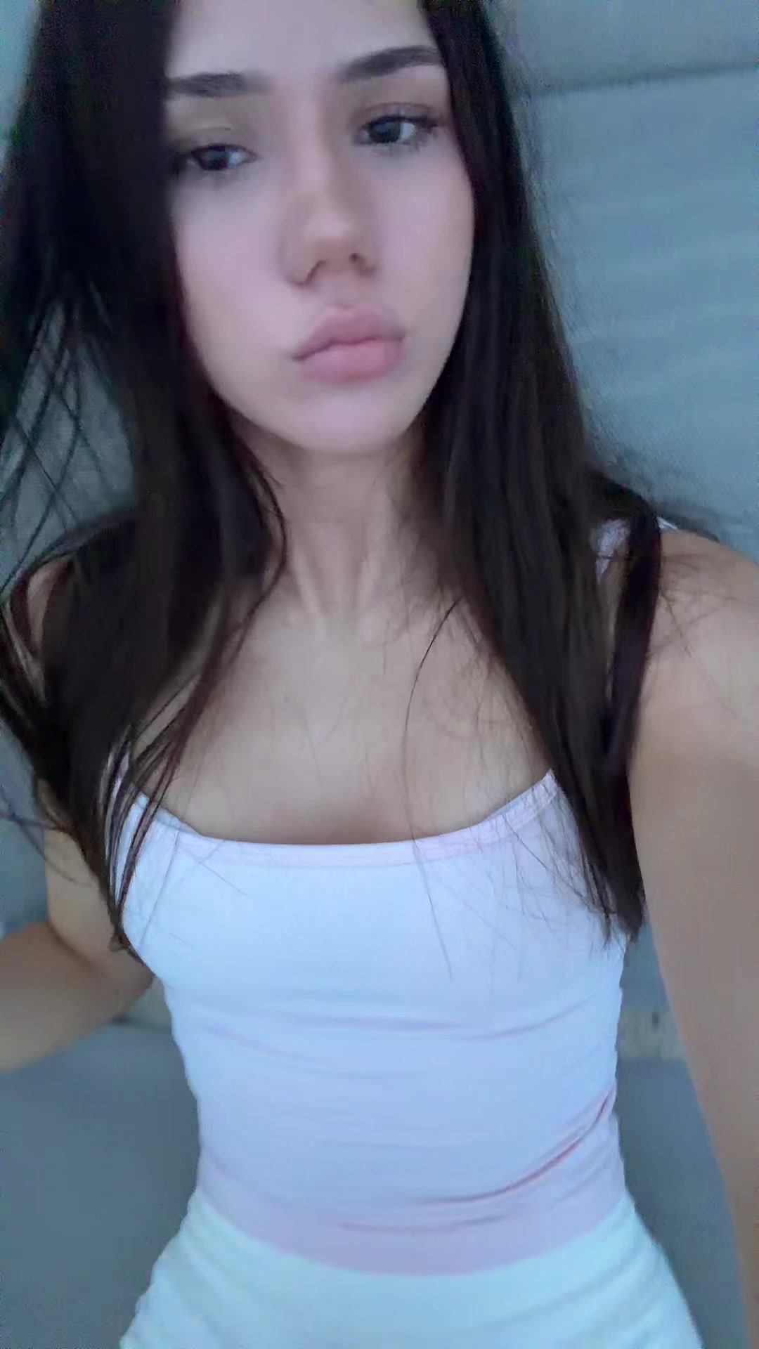 @dominichka