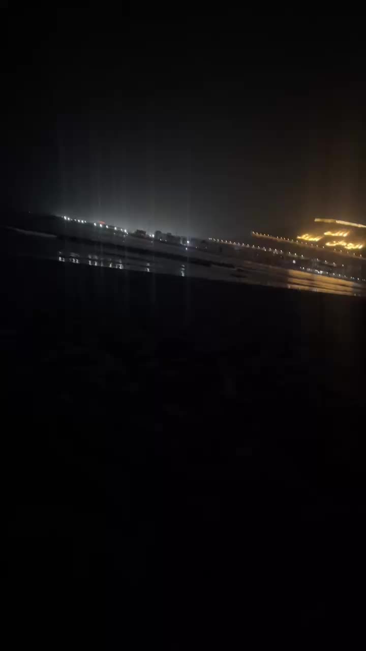 @عًيّــّوُنہ_ ألـمہزيّــّوُنہه