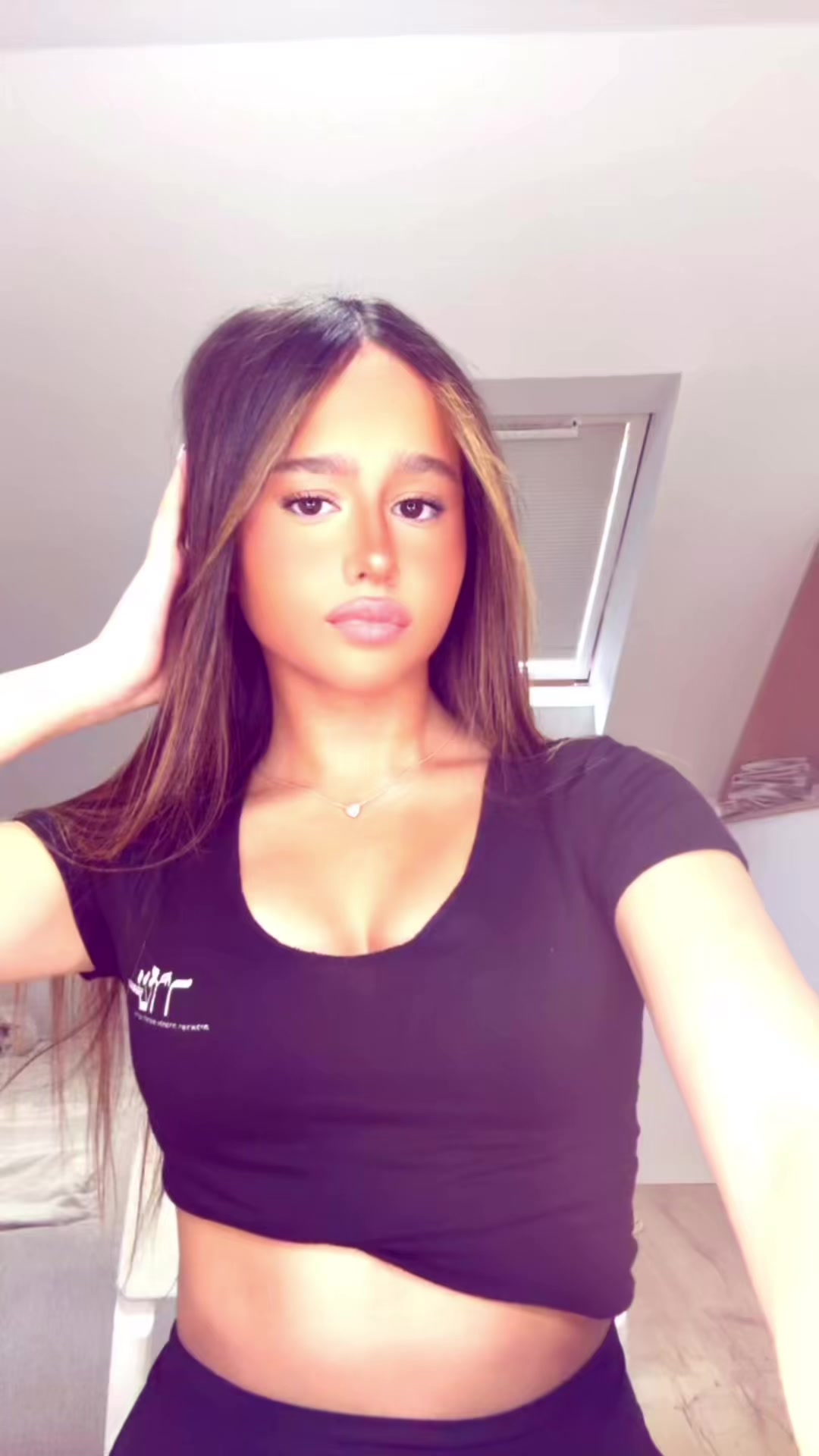 @𝐋𝐈𝐀𝐍 𝐇𝐀𝐒𝐒𝐎𝐍