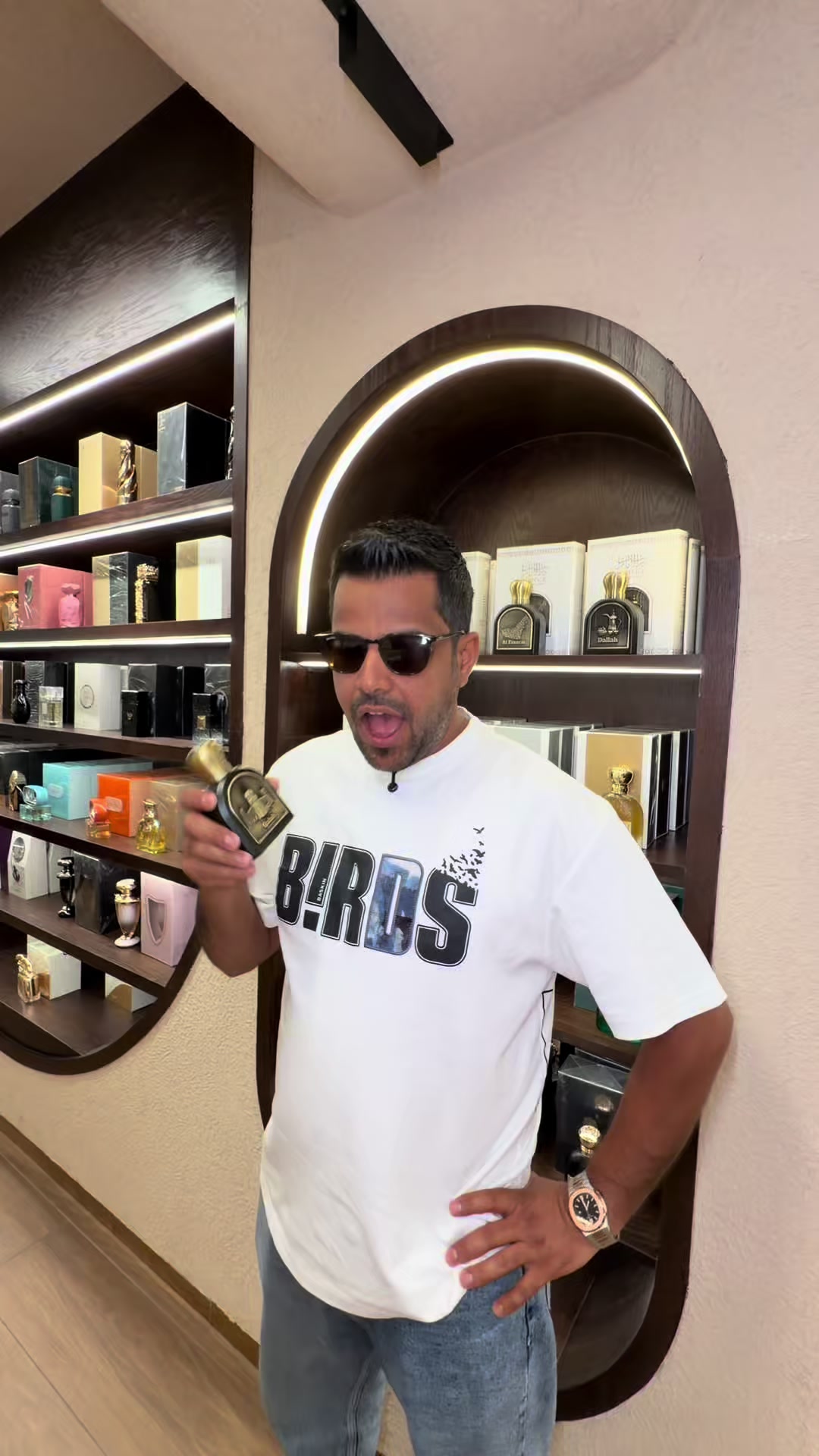 @يوميات رائد الحلاق