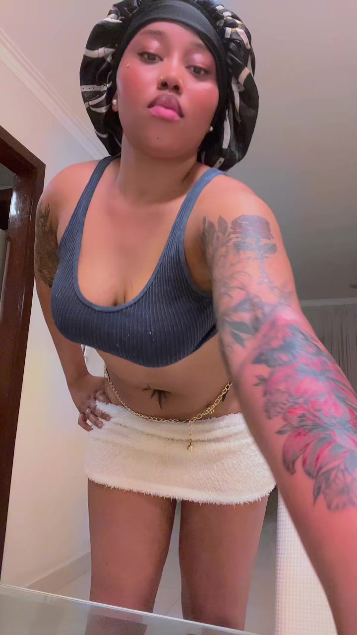 @sarah poupée bby 🧜🧜♀️🩷