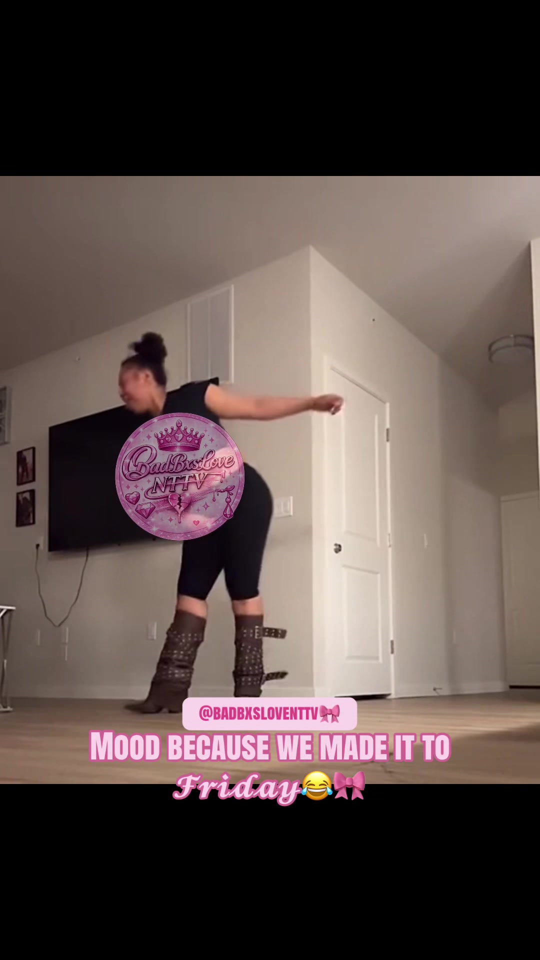 @BᴀᴅBxsLᴏᴠᴇNᴛᴛᴠ🍭💦