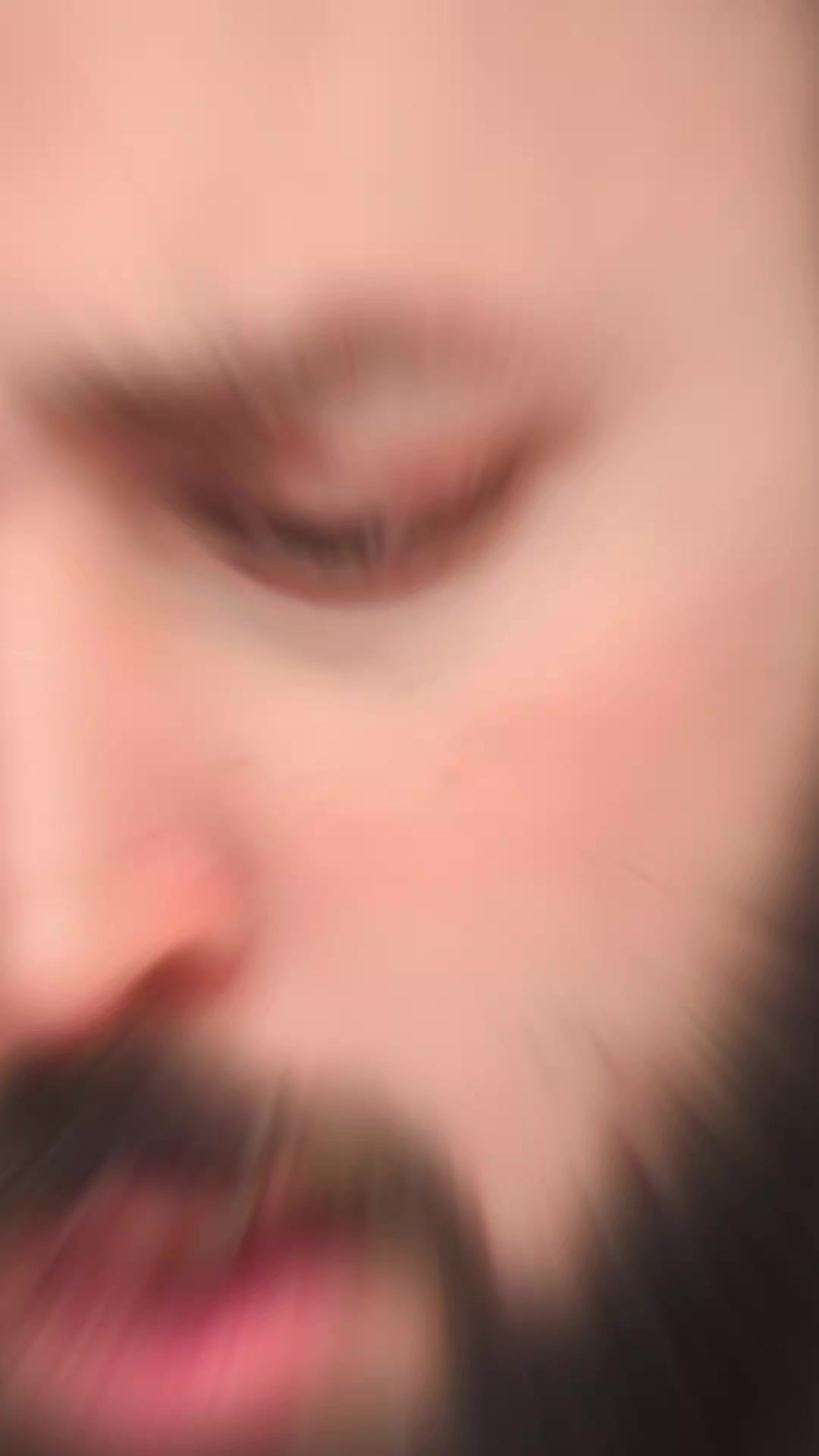 @𝘍uzz