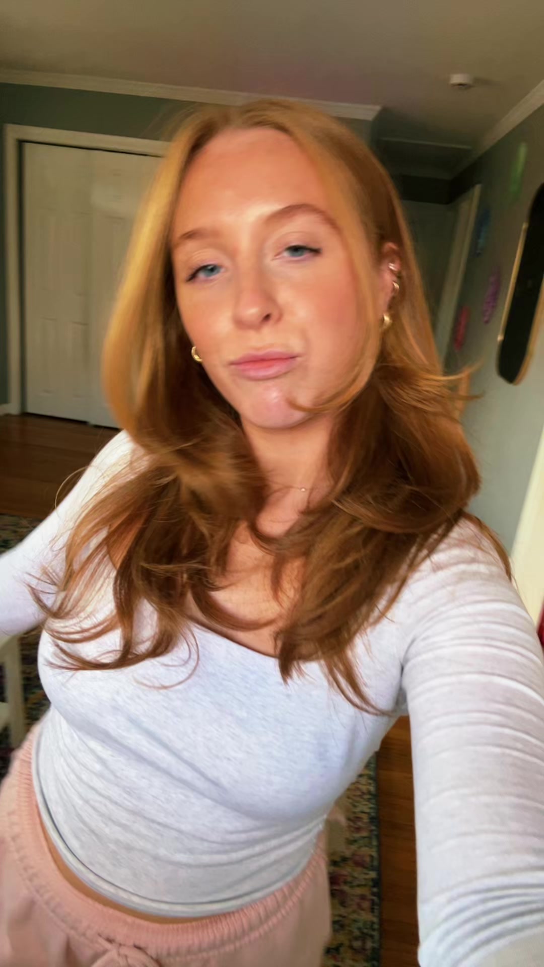 @jenna 👩🏻&zwj;🦰🫧⭐️💐🍸💋