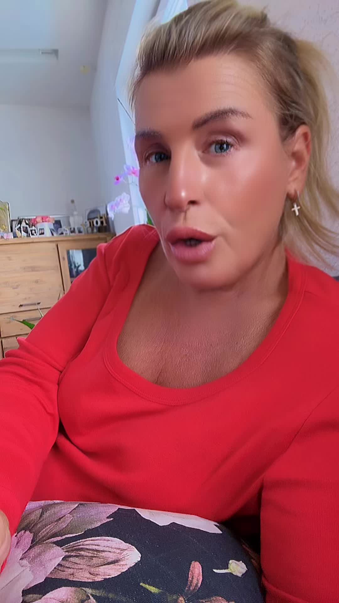 @Nina