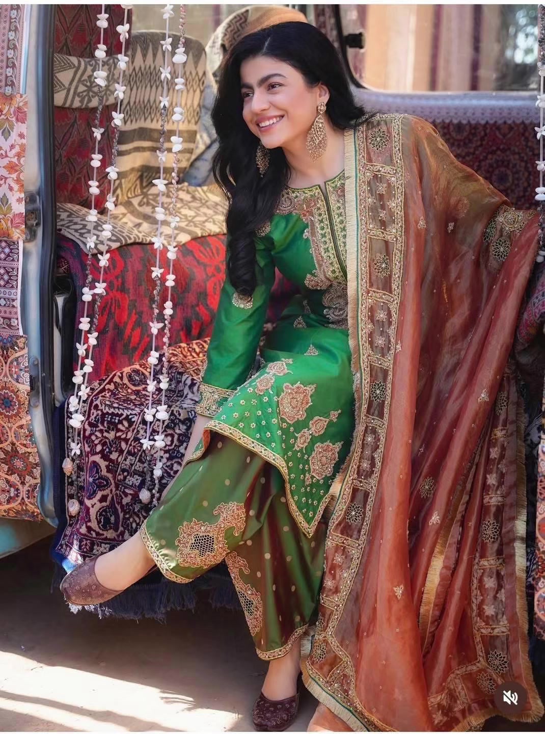 @Paradise Designer