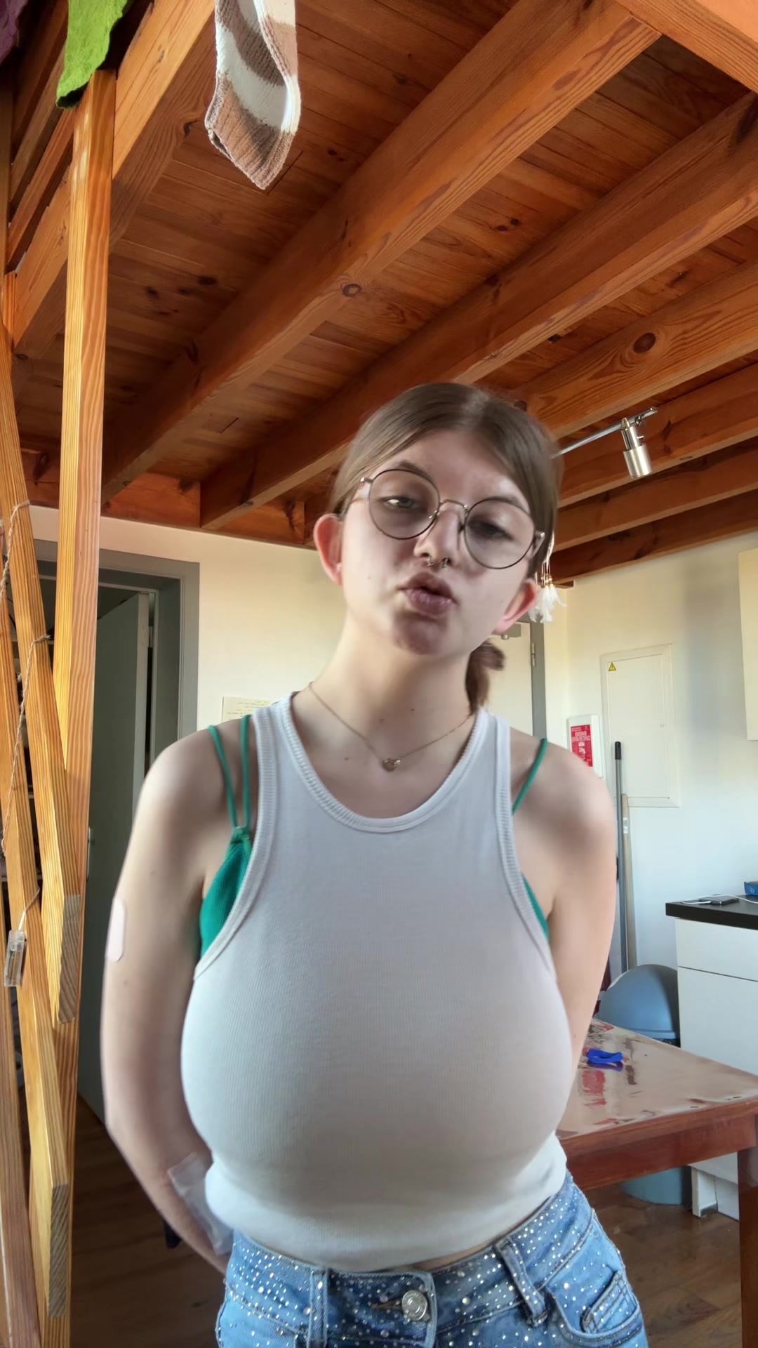 @👁️